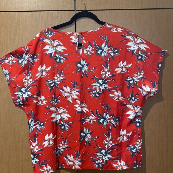 DONATED.  Hawaii print blouse. Size XL - Picture 3 of 5